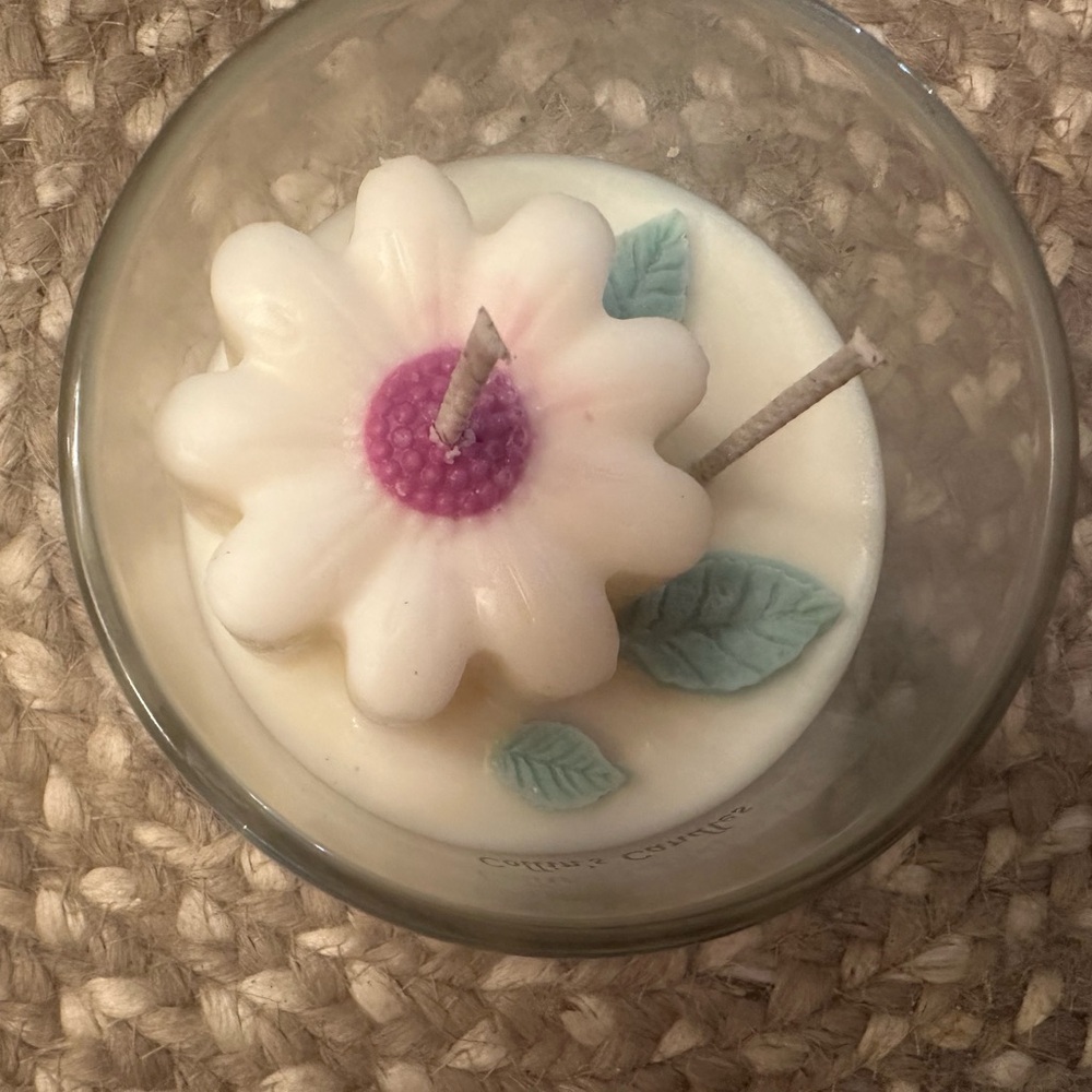 Floral Soy Candle Jar with White Daisy Topper and Mint color Leaves  gardenia